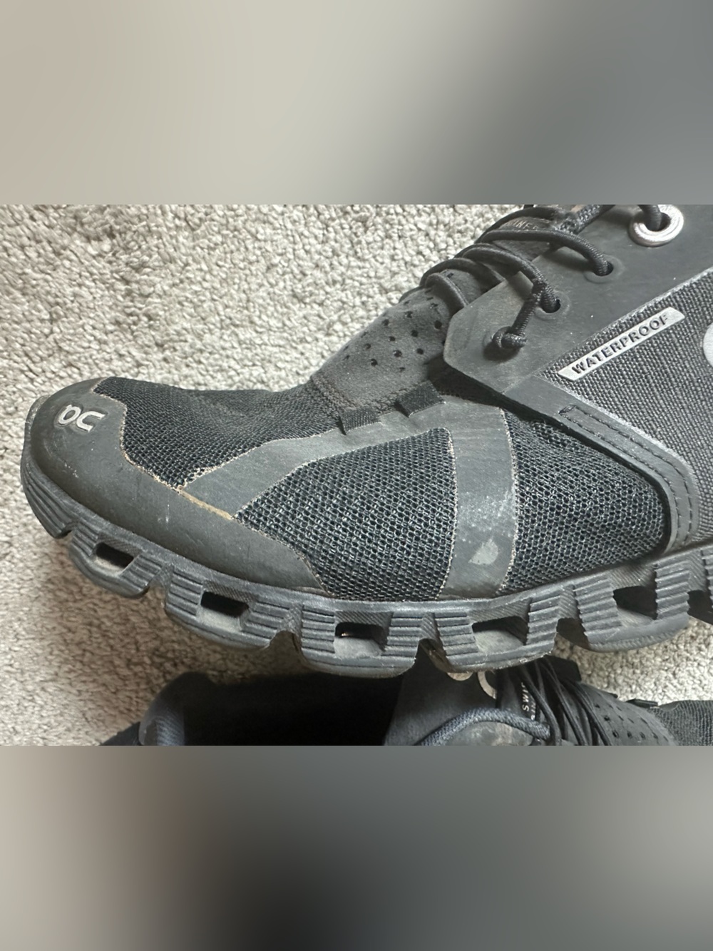 On Running On Cloud Black Athletic Shoes Women’s Size 8 - Picture 5 of 11